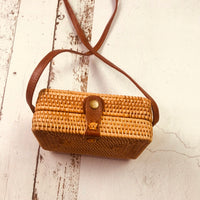 Straw Bags for Women Summer Vintage Rattan Bag Handmade Kintted Travel Flap Bags
